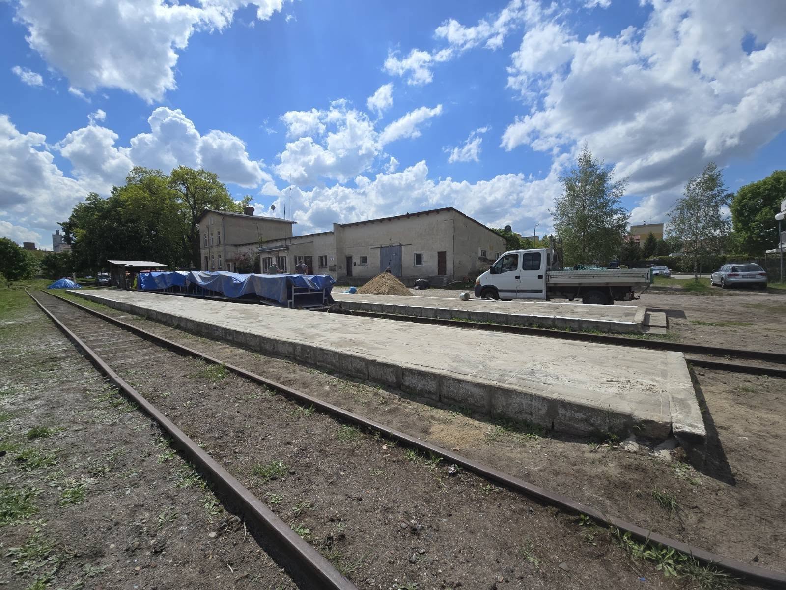 Odbudowa peronów